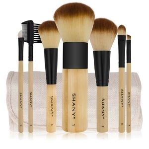 Shany Makeup Brush Set with Case